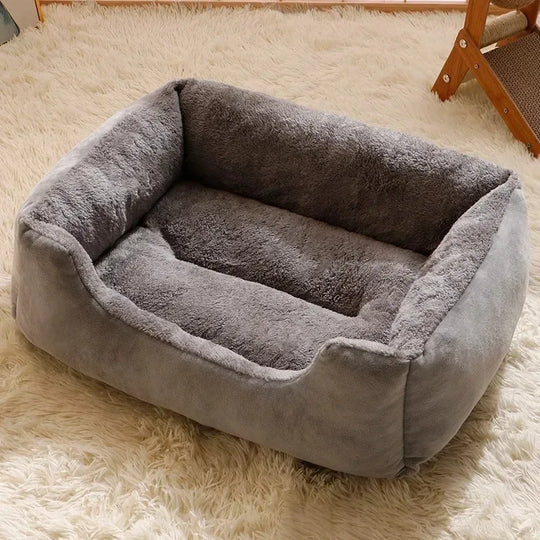 Plush Cat Bed – Cozy Pet Bed in 2 Sizes & 3 Colors